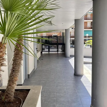 Apartbeach Chloe Con Gran Terraza Junto Playa Apartmán